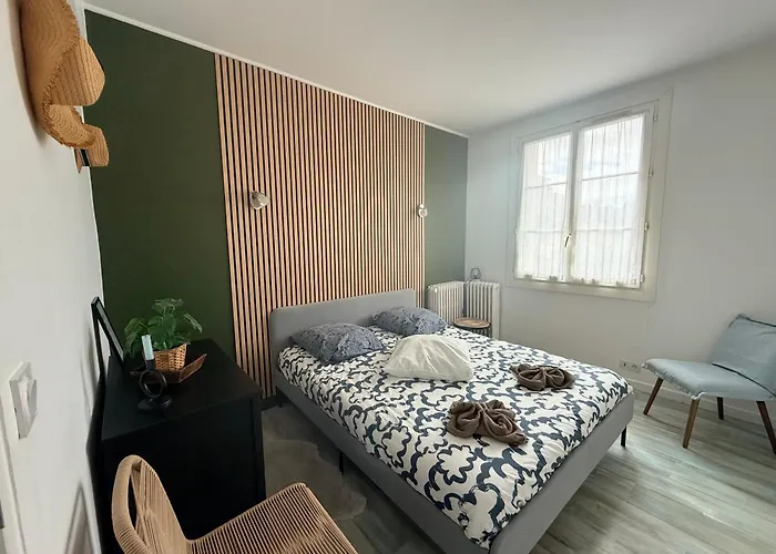 Le Calme En Hyper-centre Pont-l'Eveque (Calvados)